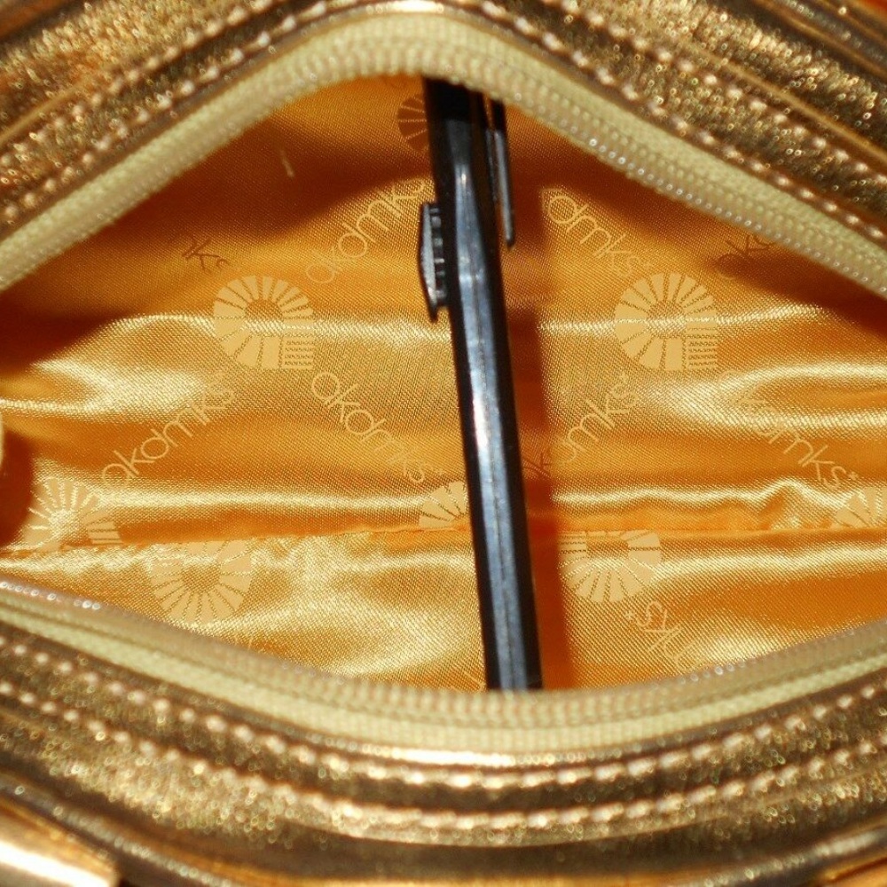 Vintage Designer Gold Hardware Chain Purse Handbag - Picture 3 of 7